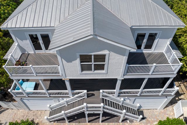 8 Jade Drive, Big Coppitt, FL 33040