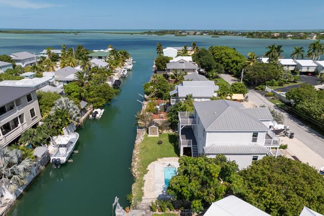 8 Jade Drive, Big Coppitt, FL 33040