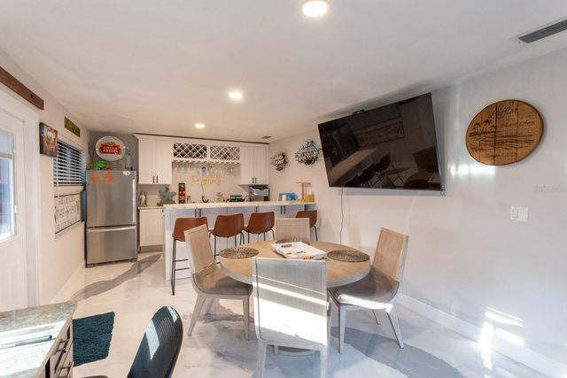 6390 2ND PALM POINT, St Pete Beach, FL 33706