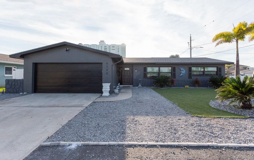 6390 2ND PALM POINT, St Pete Beach, FL 33706