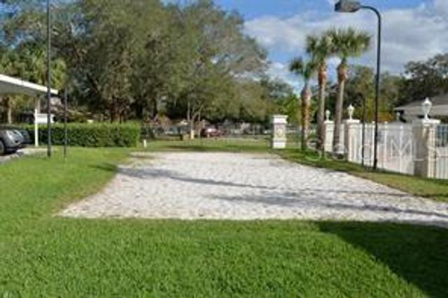 586 BRANTLEY TERRACE WAY 201, Altamonte Springs, FL 32714