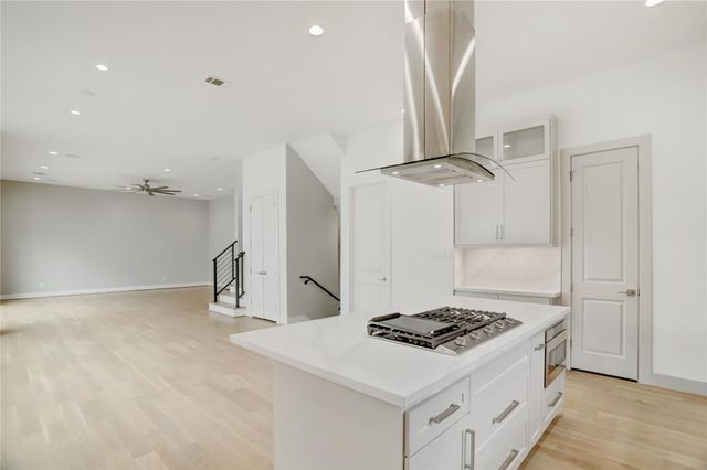 1716 Rosewood Street C, Houston, TX 77004