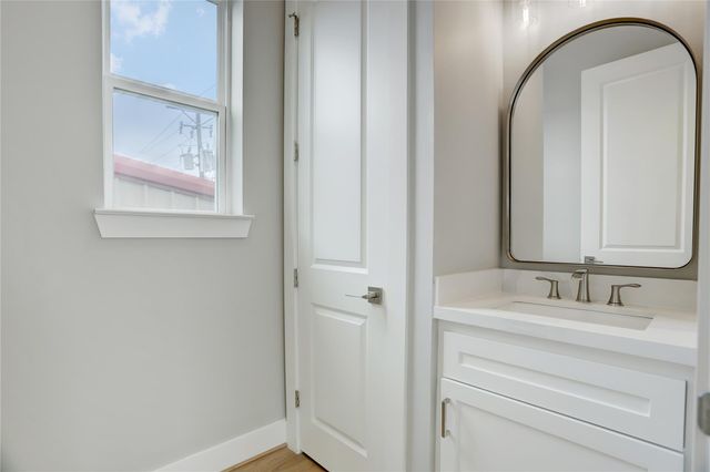 1716 Rosewood Street C, Houston, TX 77004