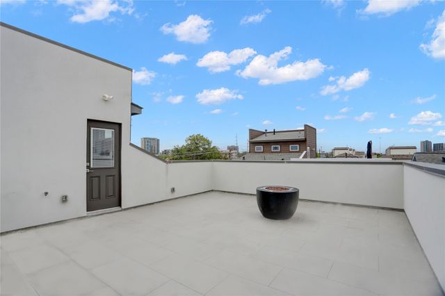 1716 Rosewood Street C, Houston, TX 77004