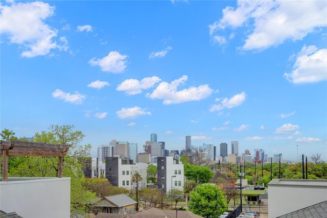 1716 Rosewood Street C, Houston, TX 77004
