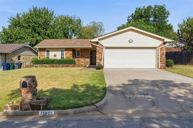 11913 O Casey Street, Yukon, OK 73099