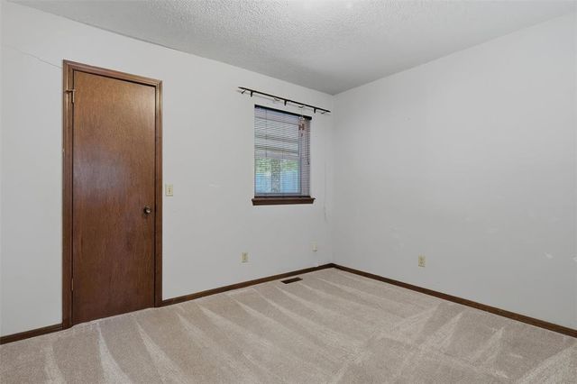 11913 O Casey Street, Yukon, OK 73099