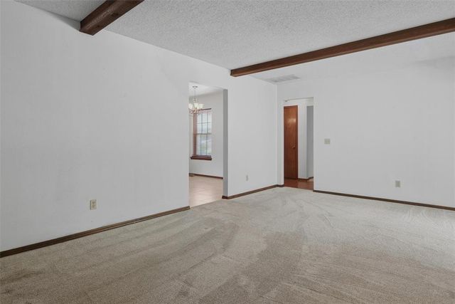 11913 O Casey Street, Yukon, OK 73099