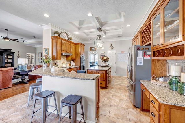 5305 Ridgefield Court, Midland, TX 79707