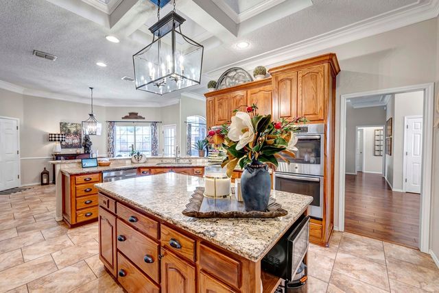 5305 Ridgefield Court, Midland, TX 79707