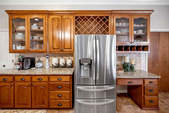 5305 Ridgefield Court, Midland, TX 79707