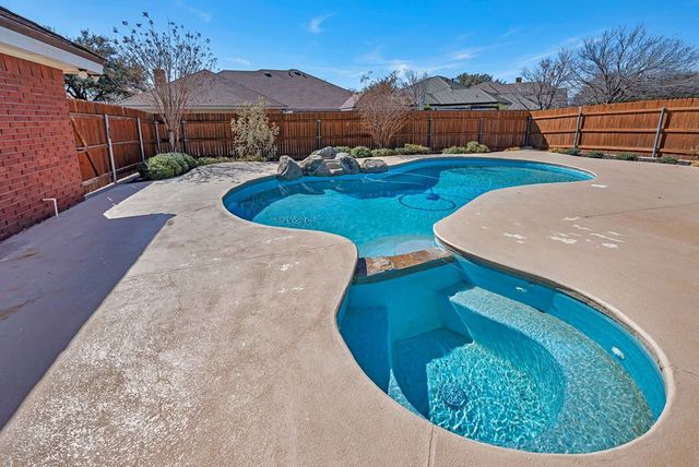 5305 Ridgefield Court, Midland, TX 79707