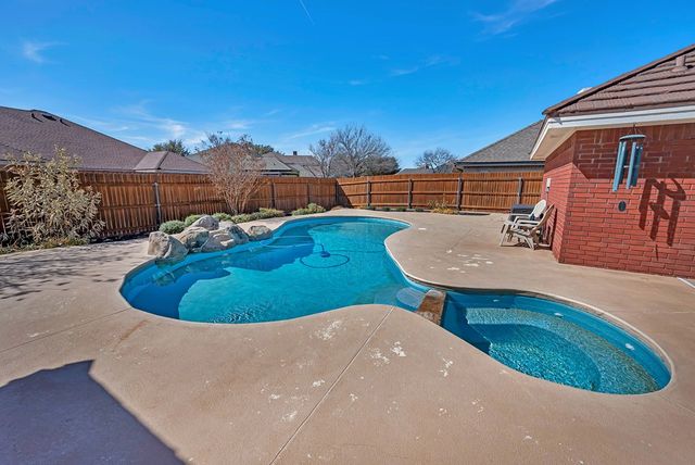 5305 Ridgefield Court, Midland, TX 79707