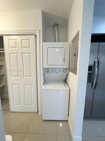 317 Hendricks Isle 1, Fort Lauderdale, FL 33301