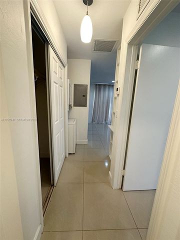 317 Hendricks Isle 1, Fort Lauderdale, FL 33301