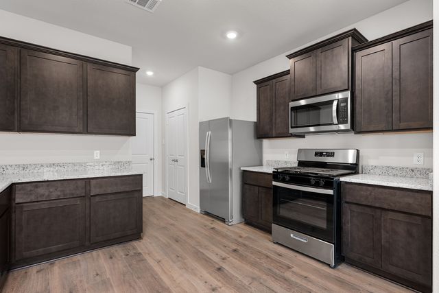 8304 Silverbow Drive, Ponder, TX 76259