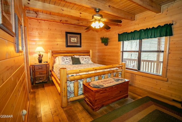 3050 Headrick Drive, Sevierville, TN 37862