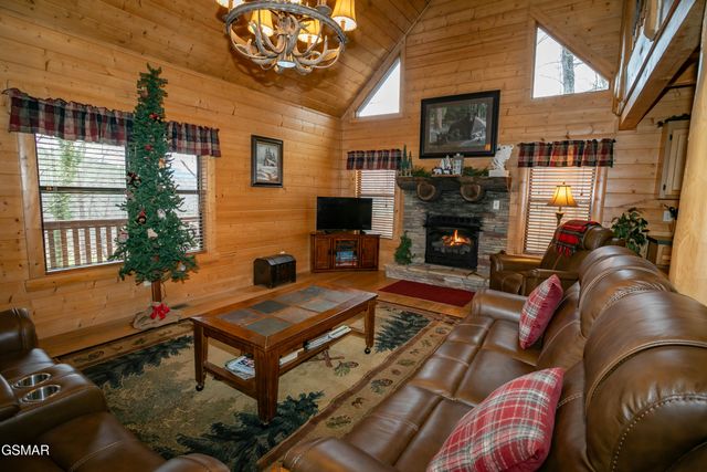 3050 Headrick Drive, Sevierville, TN 37862