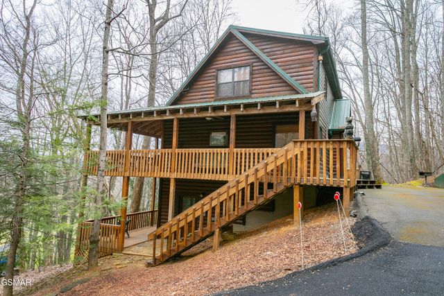 3050 Headrick Drive, Sevierville, TN 37862