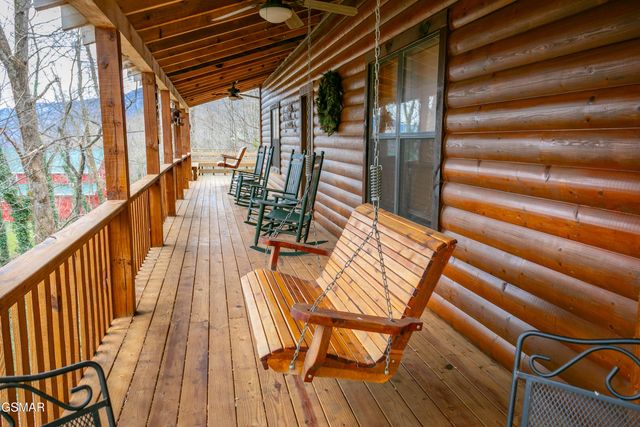 3050 Headrick Drive, Sevierville, TN 37862