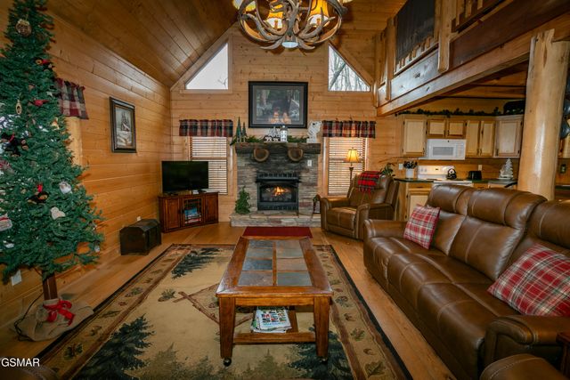 3050 Headrick Drive, Sevierville, TN 37862