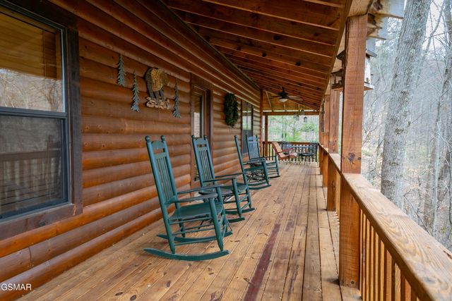 3050 Headrick Drive, Sevierville, TN 37862