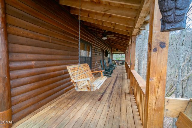 3050 Headrick Drive, Sevierville, TN 37862