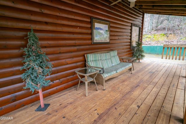 3050 Headrick Drive, Sevierville, TN 37862