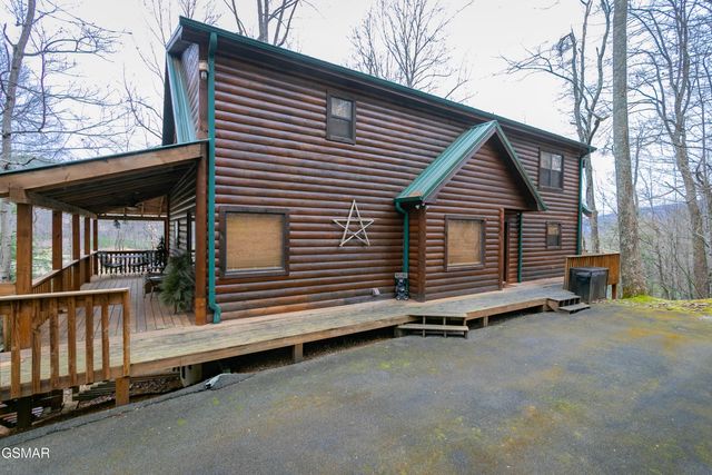 3050 Headrick Drive, Sevierville, TN 37862