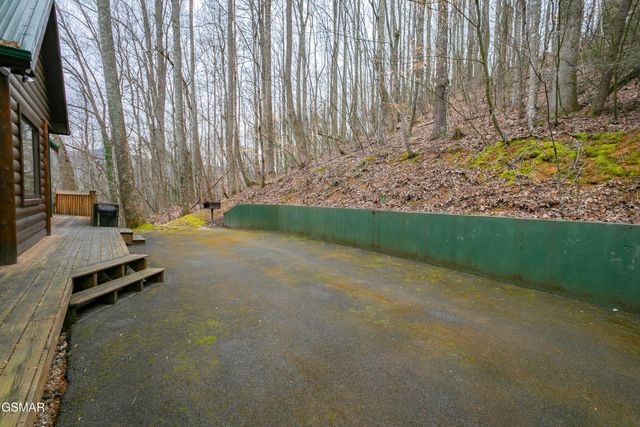 3050 Headrick Drive, Sevierville, TN 37862