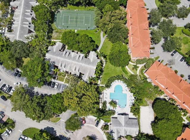 1055 Crystal Way J, Delray Beach, FL 33444