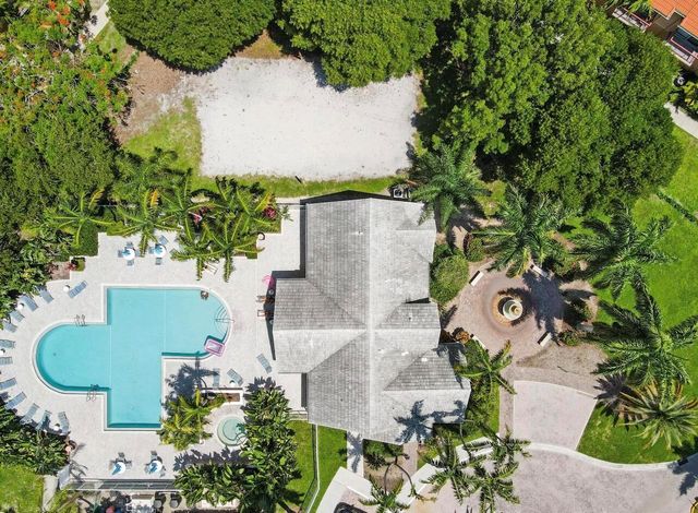 1055 Crystal Way J, Delray Beach, FL 33444