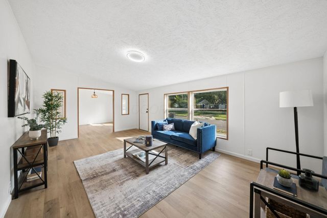 690 Westphal Avenue, Columbus, OH 43213