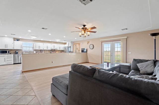 24058 S 4340 Road, Vinita, OK 74301