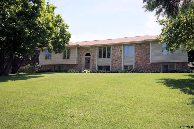 11219 Kentucky Road, Papillion, NE 68133