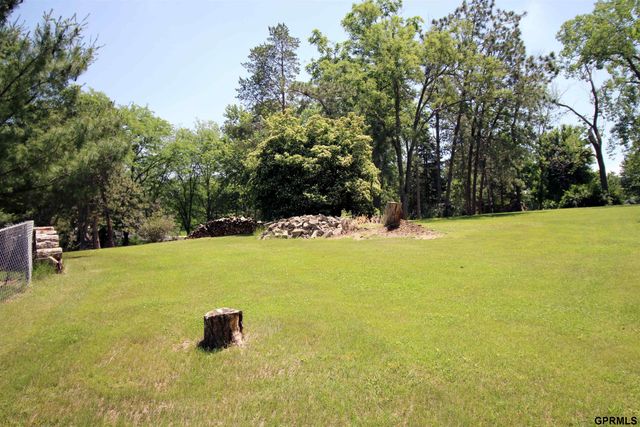 11219 Kentucky Road, Papillion, NE 68133
