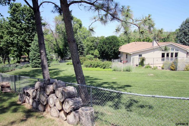 11219 Kentucky Road, Papillion, NE 68133