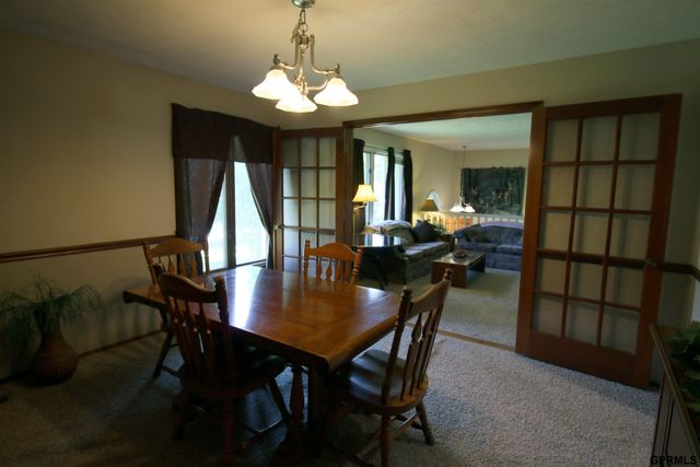 11219 Kentucky Road, Papillion, NE 68133