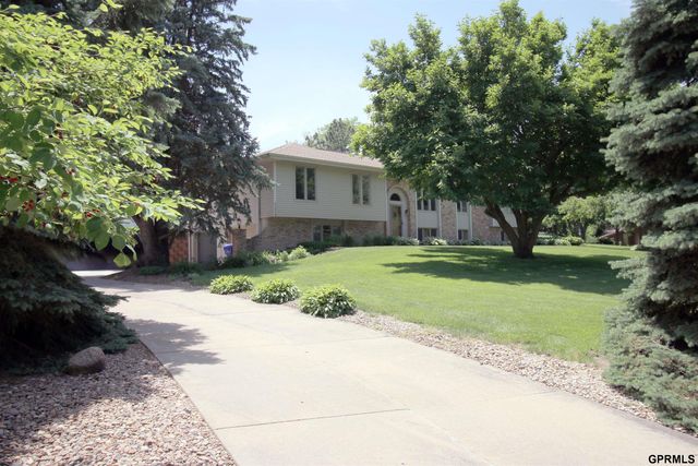 11219 Kentucky Road, Papillion, NE 68133