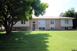 11219 Kentucky Road, Papillion, NE 68133