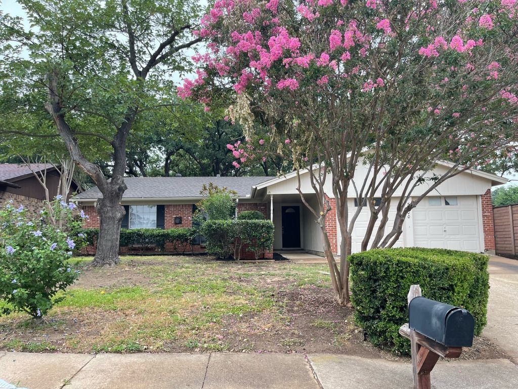 5500 Holly Trail, Arlington, TX 76016