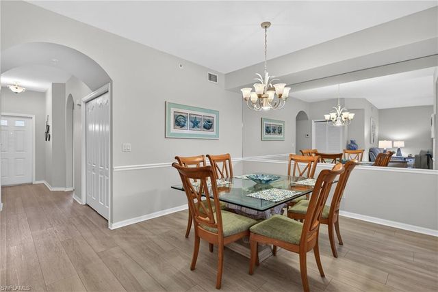 2925 Cypress Trace CIR # 103, Naples, FL 34119