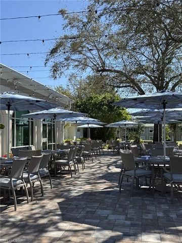 2925 Cypress Trace CIR # 103, Naples, FL 34119