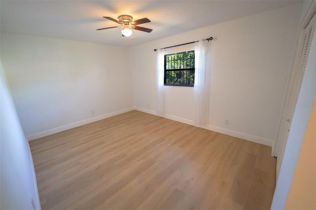 10729 W DRUMMOND ROAD W, Tampa, FL 33615