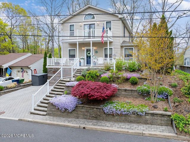 211 Hillcrest Avenue, Neptune Township, NJ 07753