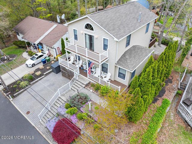 211 Hillcrest Avenue, Neptune Township, NJ 07753