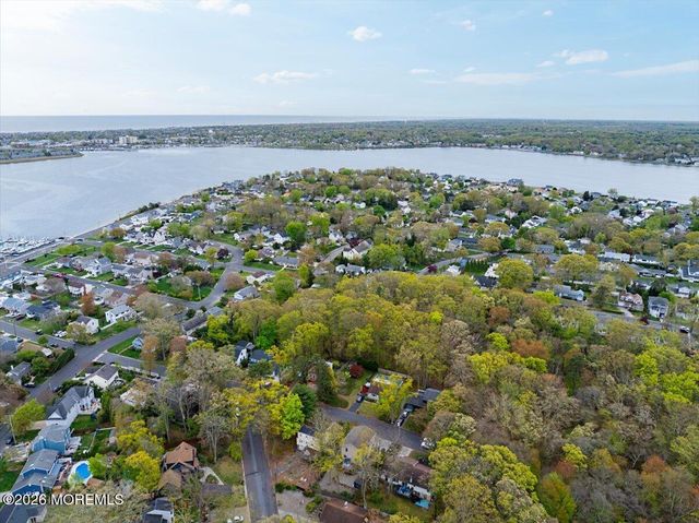 211 Hillcrest Avenue, Neptune Township, NJ 07753
