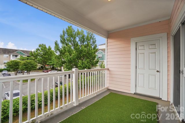 9070 Meadow Vista Road, Charlotte, NC 28213