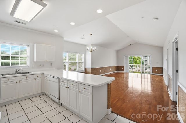 9070 Meadow Vista Road, Charlotte, NC 28213