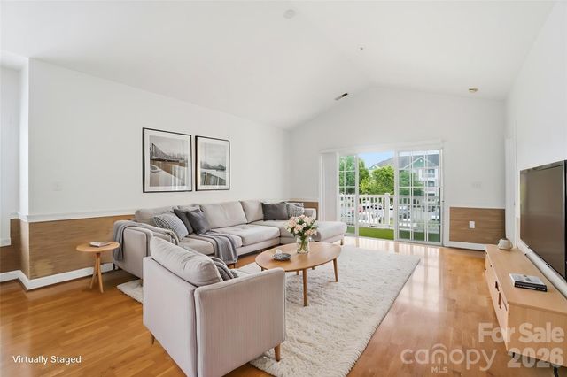 9070 Meadow Vista Road, Charlotte, NC 28213